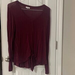 Eyeshadow Deep Red Long Sleeve Top